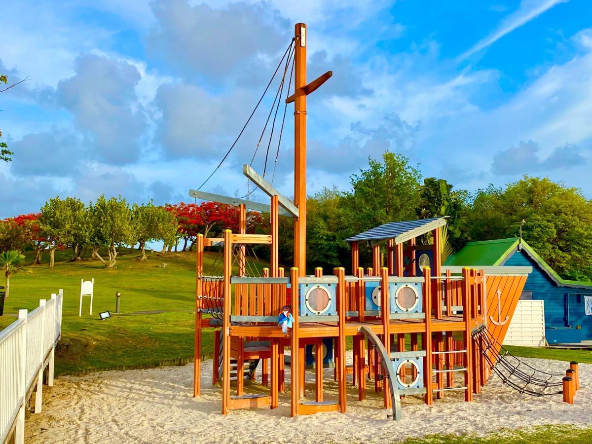 Studio Passion Camelia Acces Direct Plage Hotel Pierre Et Vacances 3 Etoiles Сен-Лу Екстериор снимка