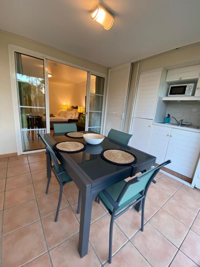 Studio Passion Camelia Acces Direct Plage Hotel Pierre Et Vacances 3 Etoiles Сен-Лу Екстериор снимка